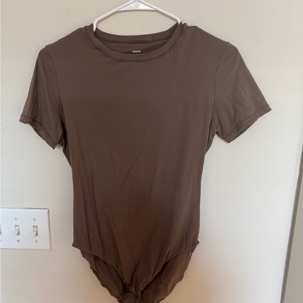SKIMS Brown Short Sleeve Bodysuit